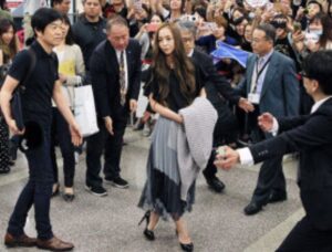 【2026年】安室奈美恵の現在の目撃情報まとめ!写真・仕事・収入など徹底調査! - エンタメ秘密基地