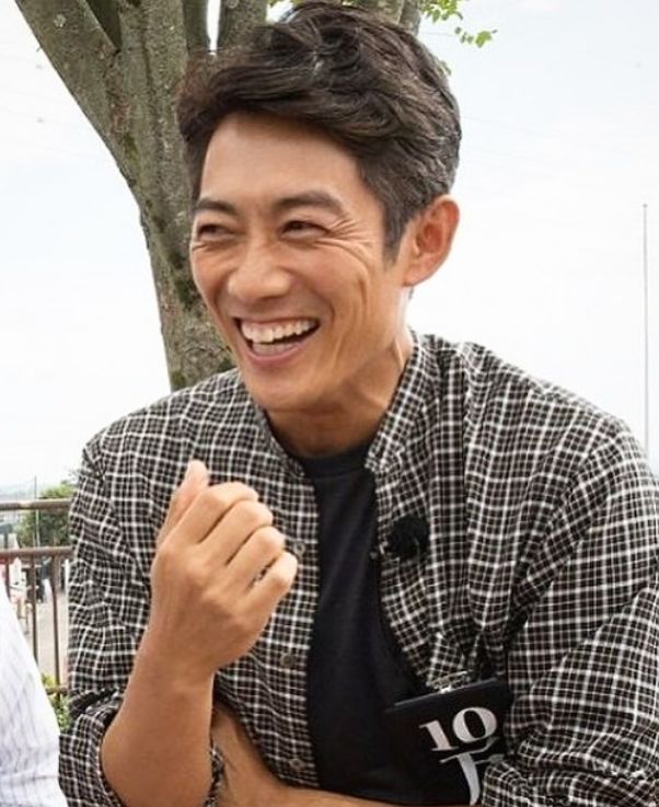 反町隆史若い頃の全記録！ジャニーズ時代から恋愛・現在までの軌跡